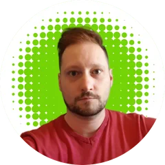 Photo de profil de Michaël KIHL, fondateur de schoolsWP et expert WordPress spécialisé en tutoriels et comparatifs.