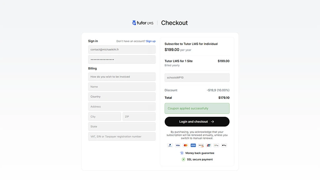 tutor lms coupon code checkout discount Code promo Tutor LMS appliqué au panier montrant une réduction de 10 % sur la licence annuelle avec schoolsWP10 en 2026.